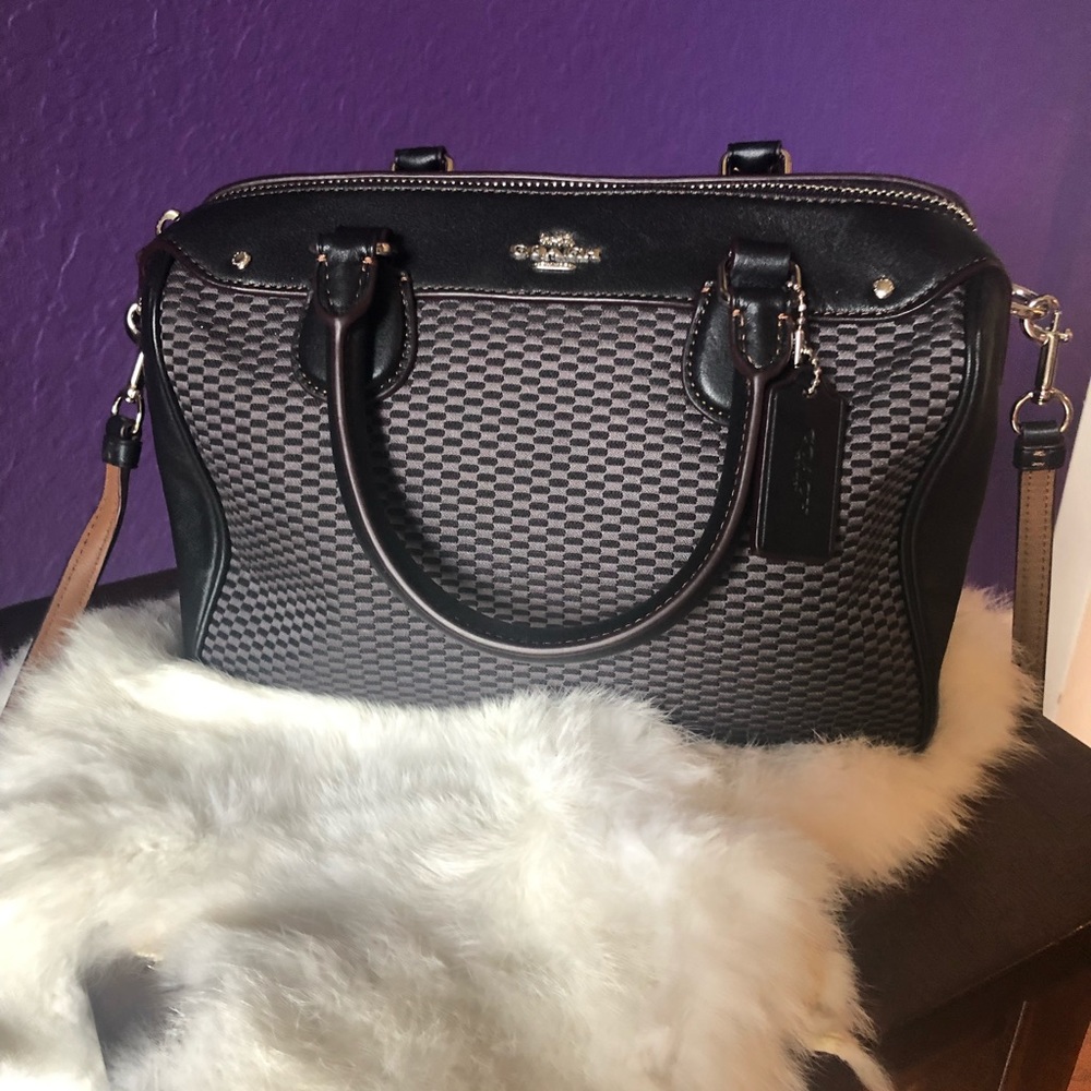 Coach Medium sized Crossbody Purse